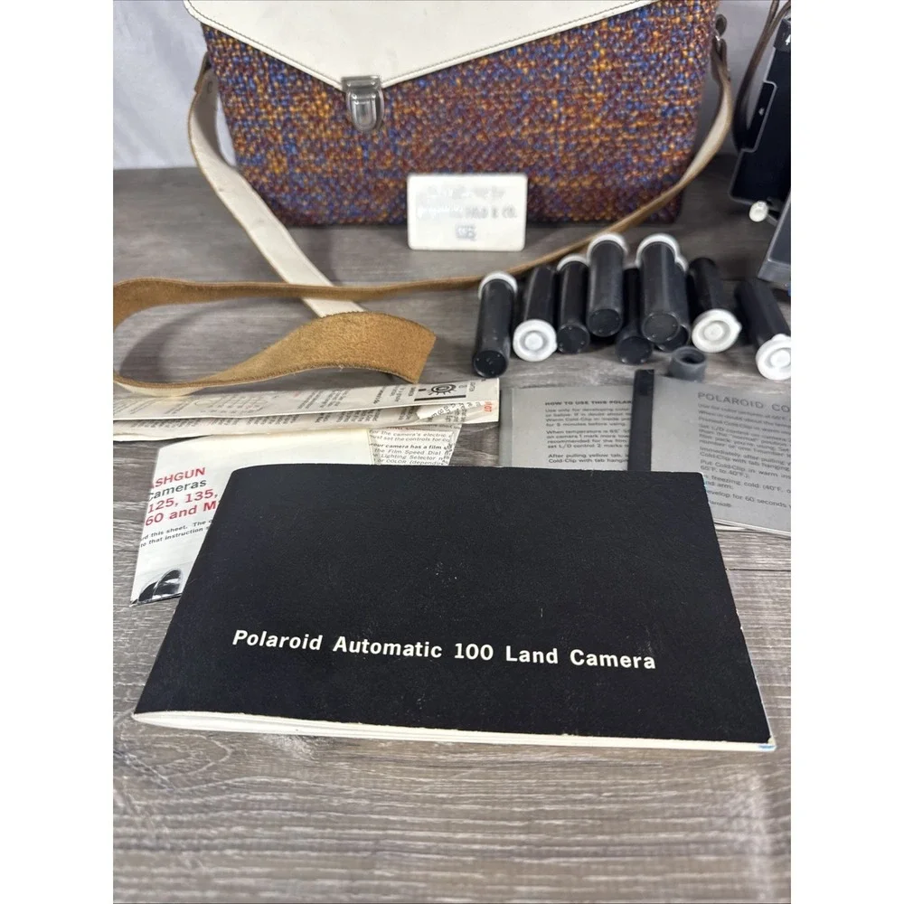 Vintage Polaroid Automatic 100 Land Camera With Case